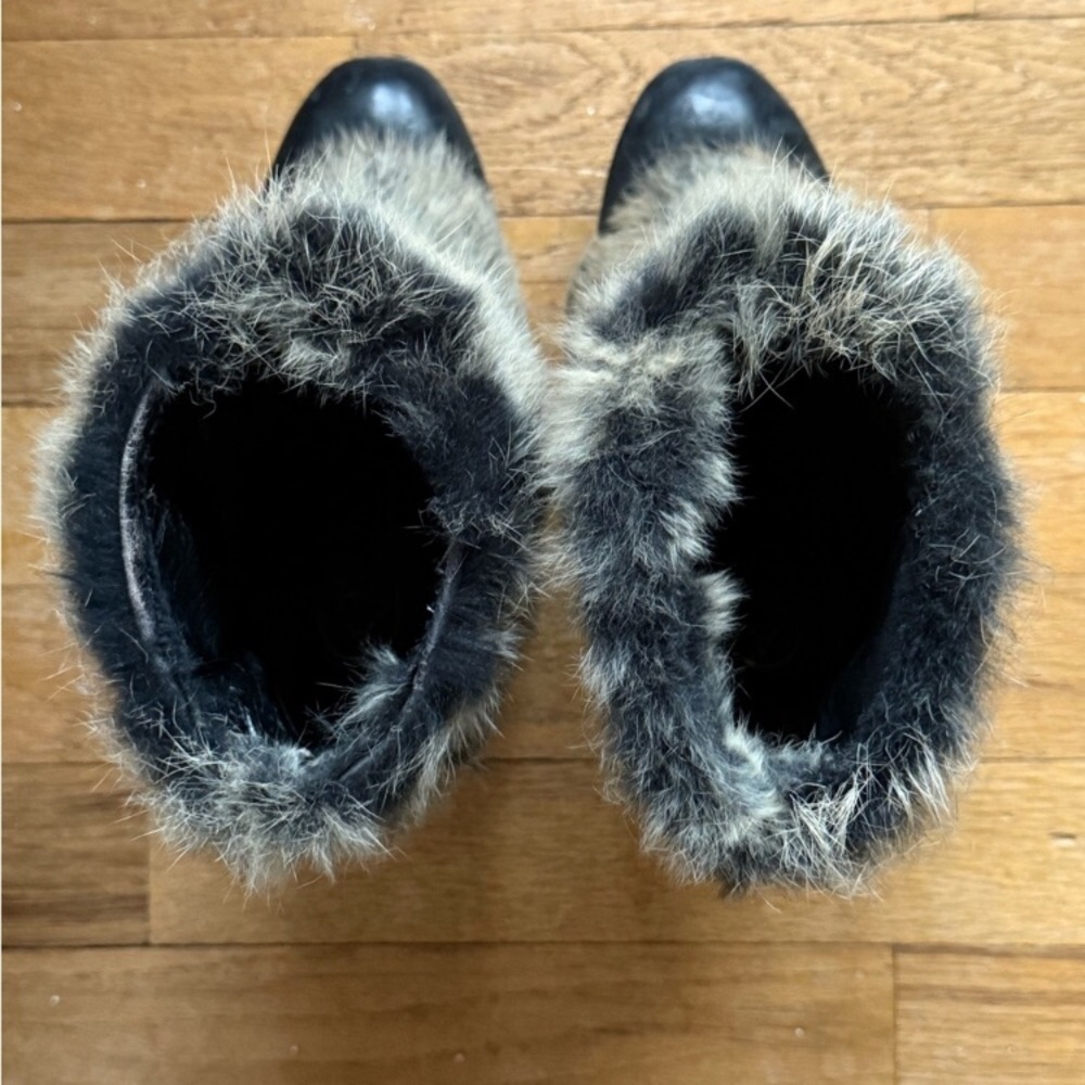 Ash Platform Fur Boots - Black and Beige